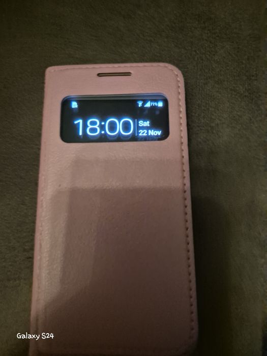 Samsung s4 mini cu urme de burn in + husa s view