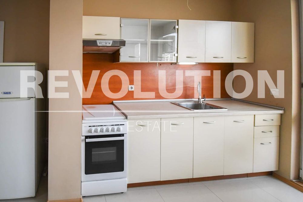 Дава се под наем Едностаен апартамент в София, Младост 4 - 45 кв.м за 475 € - Снимка #2