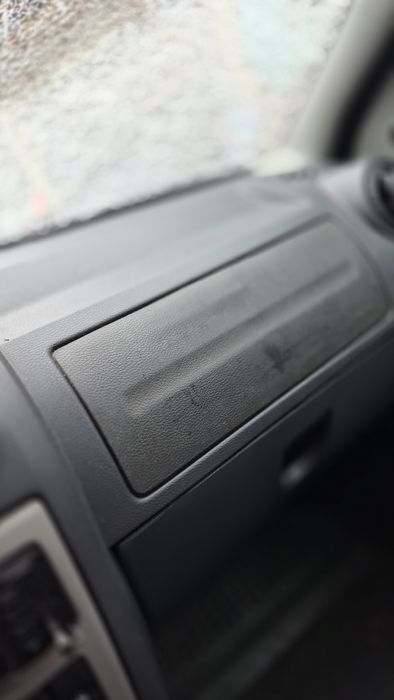 Vând Dacia Logan 1.4