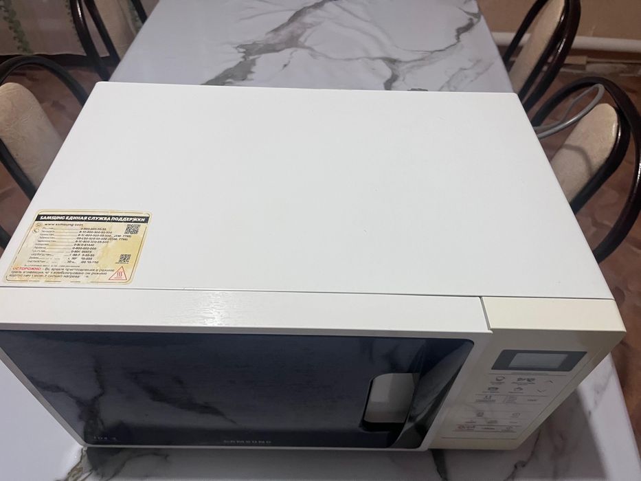 Микроволновка продам