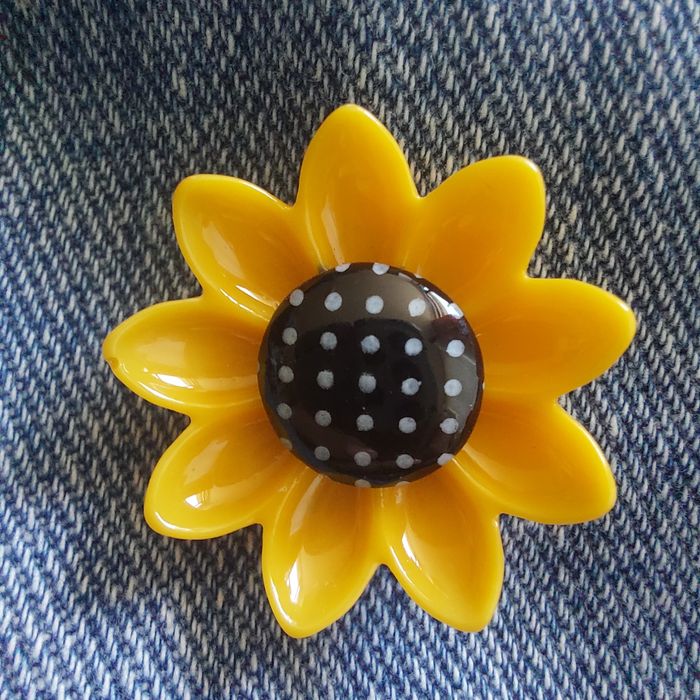 Брошка аксесор - цвете