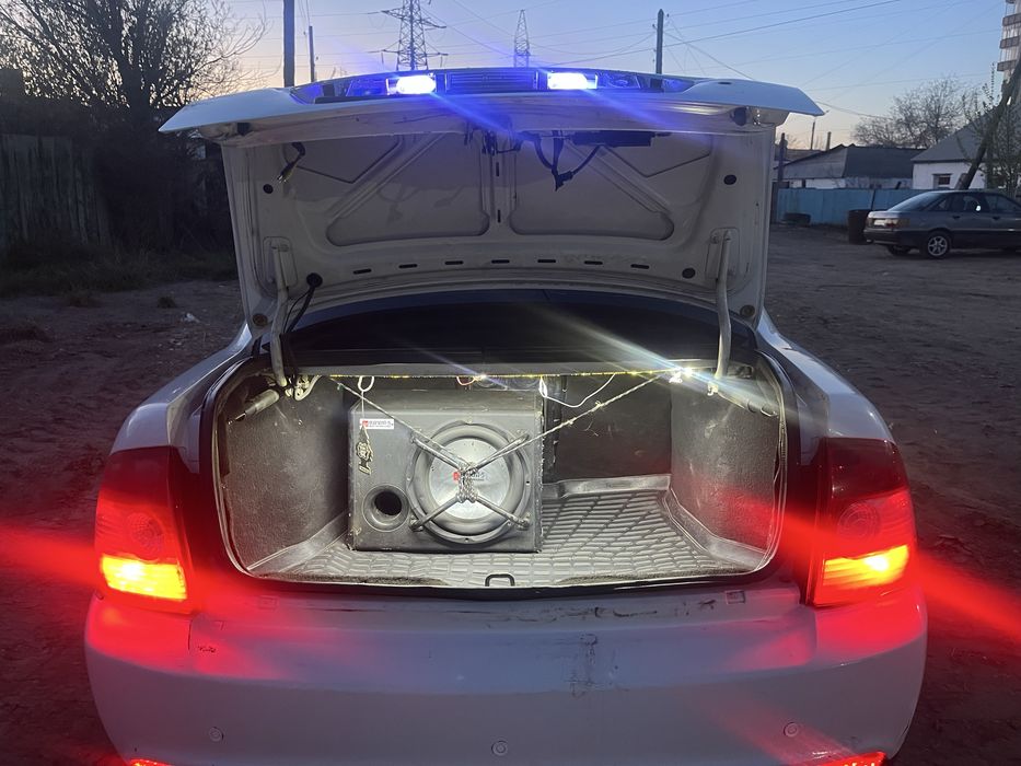 Продам Приора 1 2013