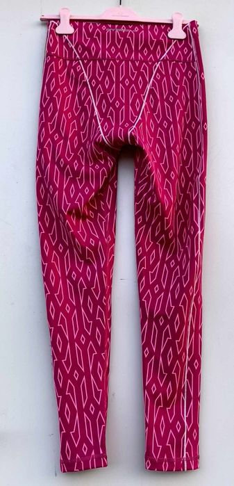 Adidas Ivy Park оригинален дамски клин нов  М размер