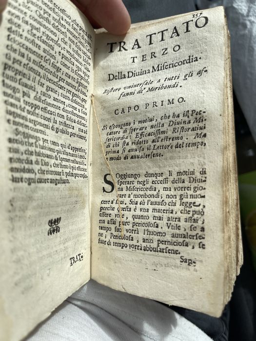 Carte de rugaciuni foarte veche si rara!