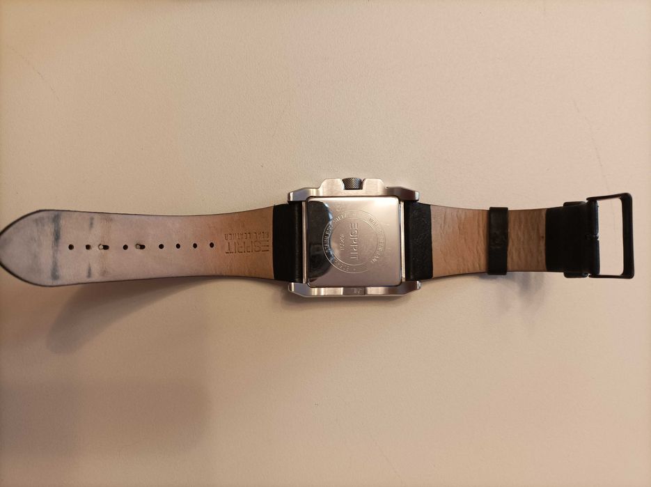 Оригинален часовник ESPRIT