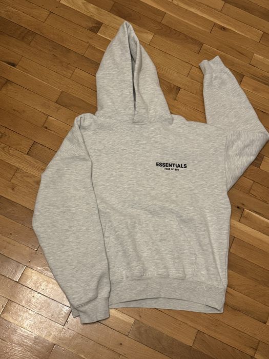 Essentias hodie
