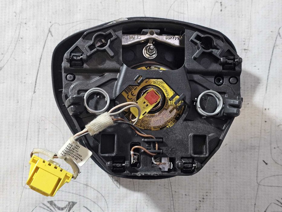Airbag volan șofer Skoda Octavia 3 5E / Superb 2 Facelift / Fabia 3 / Rapid 2013-2019 2015 1.6 TDI Cod OEM: 3T0880201F, 3T0 880 201 F (5E3)