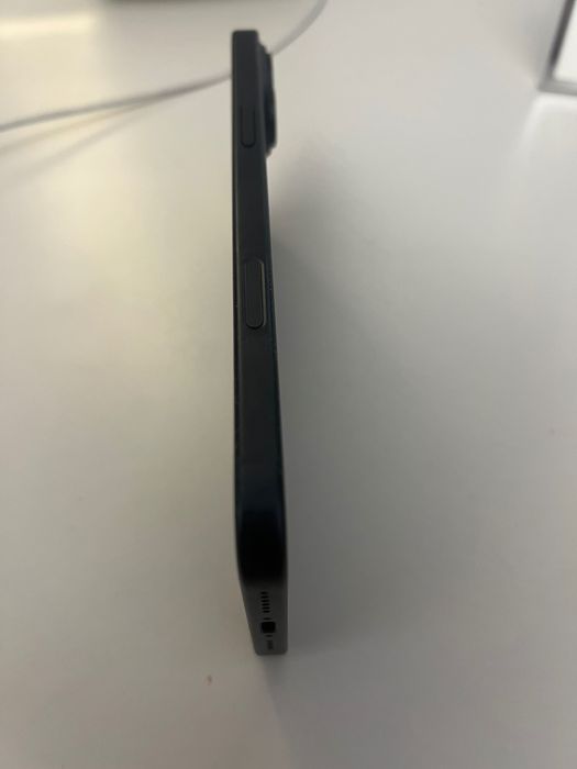 Iphone 16 plus cheren