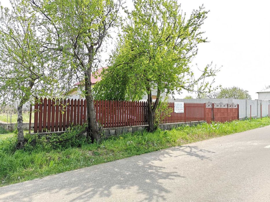 Vand  Teren intravilan 1.500 mp  situat in oras Odobesti - Negociabil