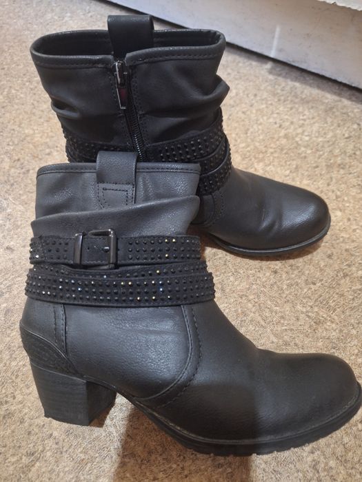 Ghete graceland nr 36