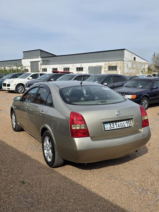 Nissan Primera P12