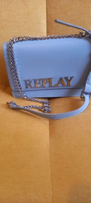 Чанти  Liu Jo 40лв,Replay, 30лв,Marela 40лв,Parfois 10лв