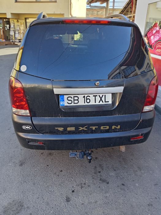 Sanyong rexton vând sau schimb/ preț 1800euro