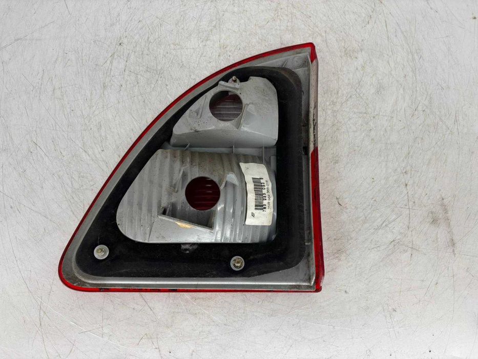 Stop stanga de pe haion Ford Galaxy an 2004