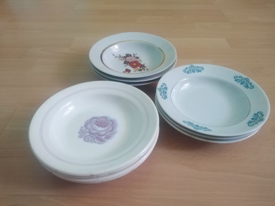 Продам тарелки  дёшево.