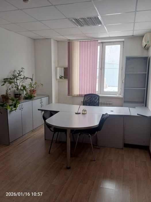 Офисная мебель шкаф, стол, тумба