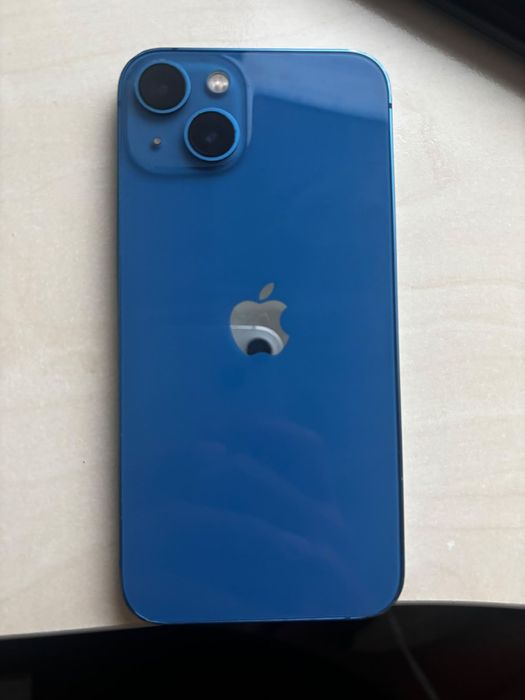 Продается іPhone 13