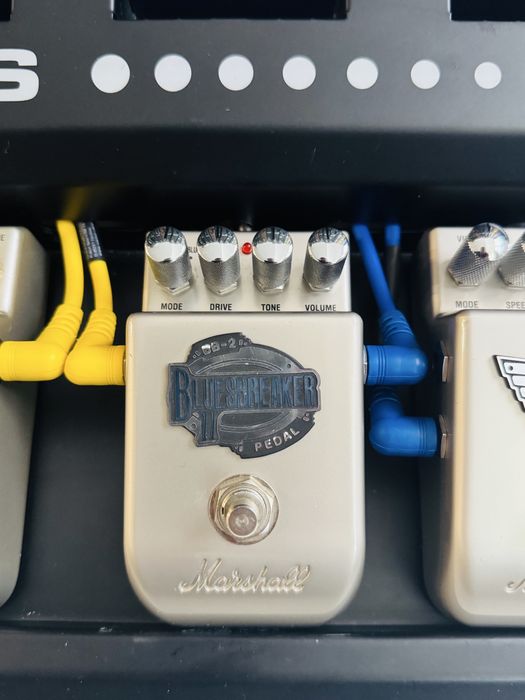 КОЛЕКЦИОНЕРСКА! Педалера с ефекти за китара Marshall PB-8!