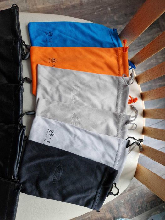 Предпазни калъфи за очила