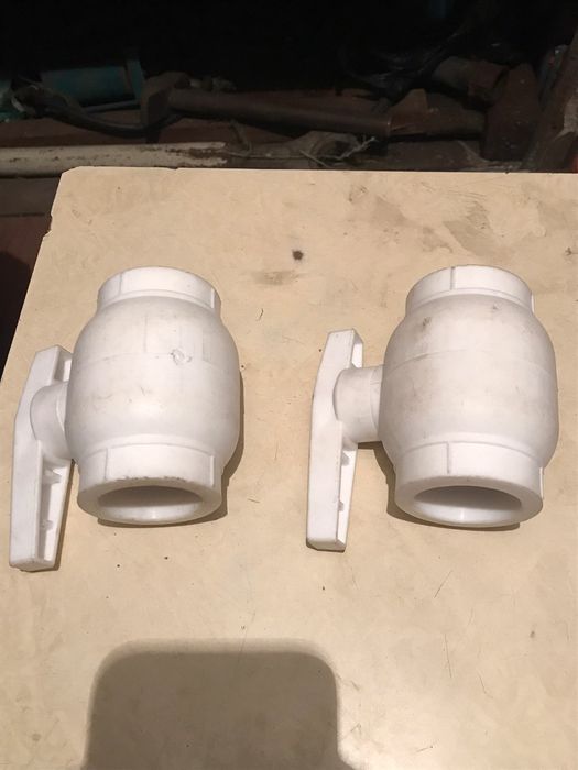 кран шаровый.пластик и латун