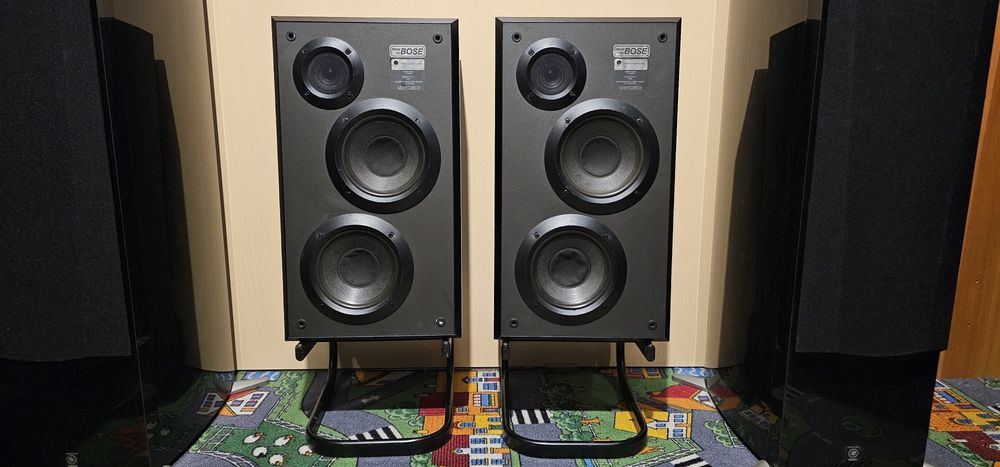 Studiocraft 400 ST by Bose sau Bose ML 4 boxe audio pe 3 cai