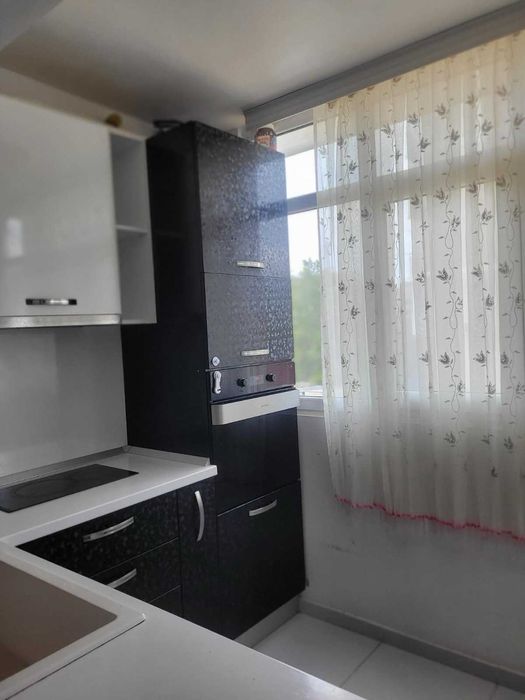 Дава се под наем Тристаен апартамент в Казанлък - 86 кв.м за 280.5 € - Снимка #7