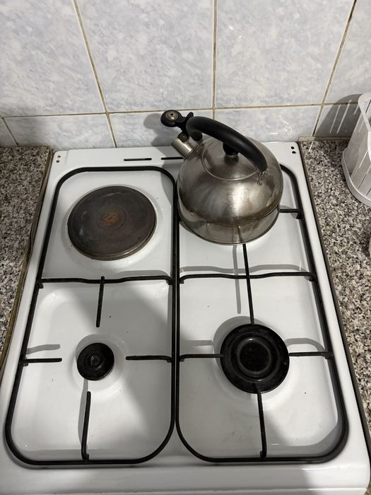 Продам газплиту