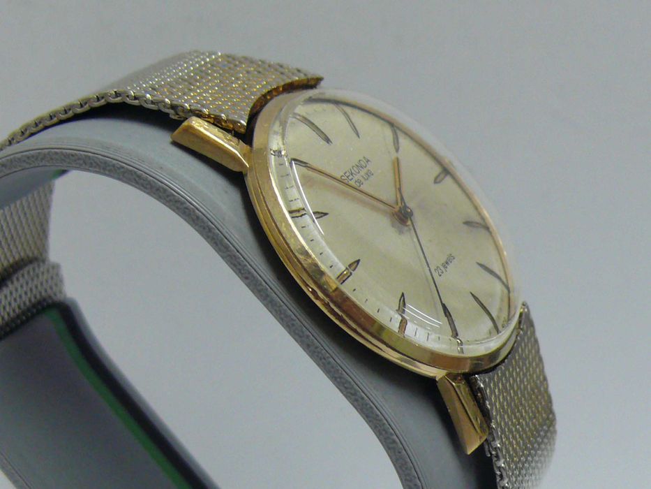 Съветски Sekonda/Poljot DeLuxe Позлатен Мъжки ръчен часовник, работещ
