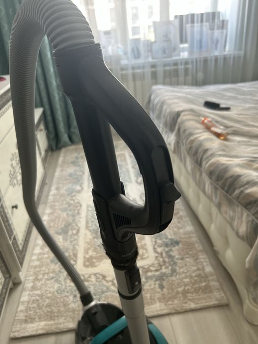 Продам пылесос Tefal