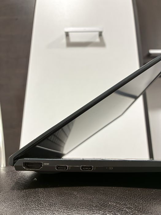 Laptop ASUS ZenBook 14 Slim – i5 Gen 11