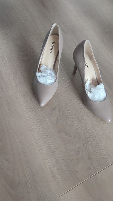 Туфли на шпильке