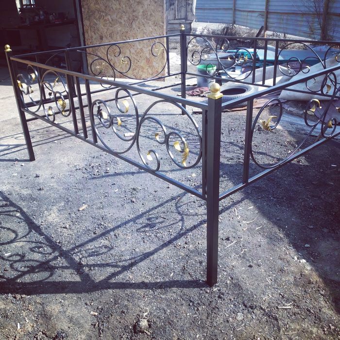 Оградки , кресты