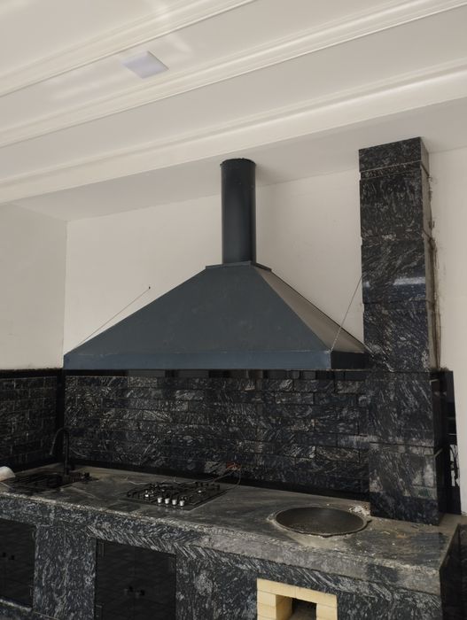 Димаход ва вентиляция тизимларини тез ва сифатли ўрнатамиз!