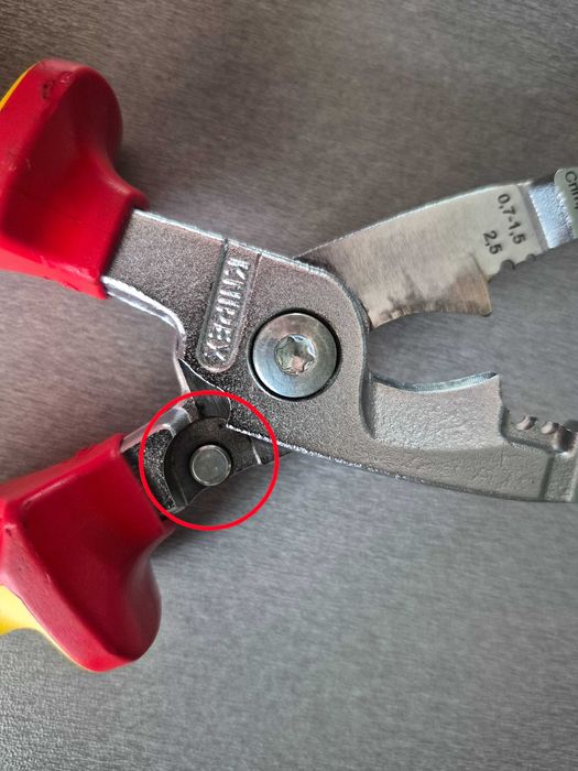 Мультитул KNIPEX электромонтажный