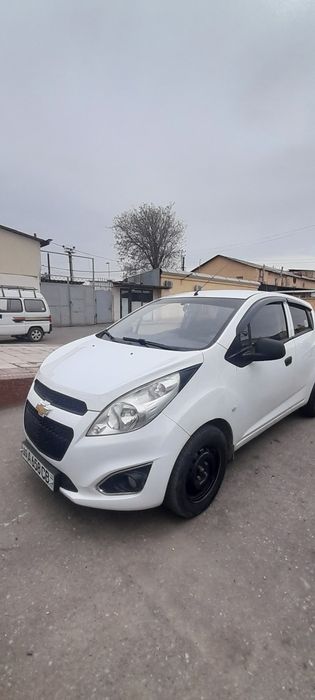 Продаётся автомобиль спарк