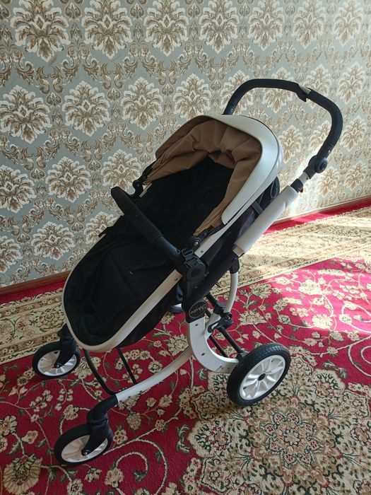 Продам детскую коляску