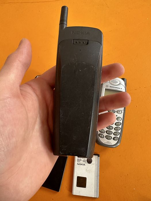 Nokia и Motorolla легендарные телефоны