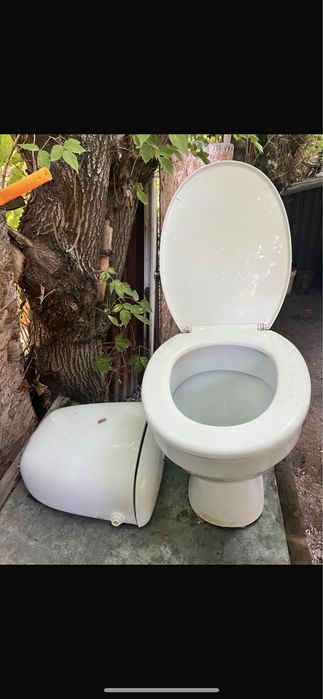 Унитаз