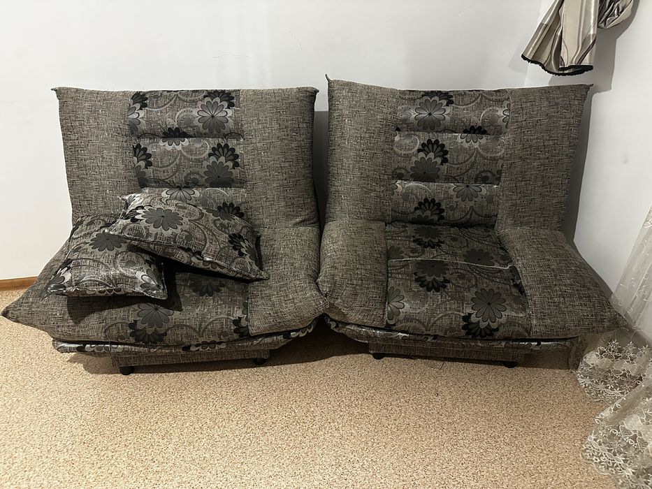 Продам 2 кресло от дивана