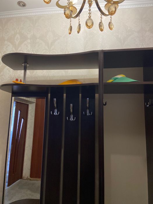 Продам шкаф для прихожей