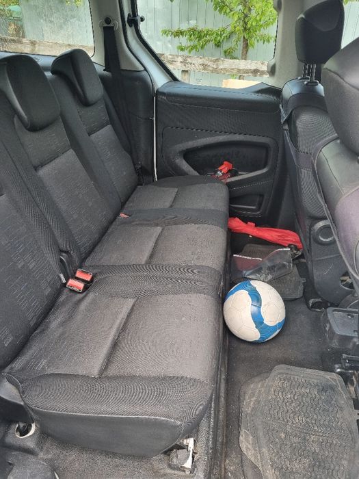 Citroen Berlingo an 2011,motor 1.6HDI