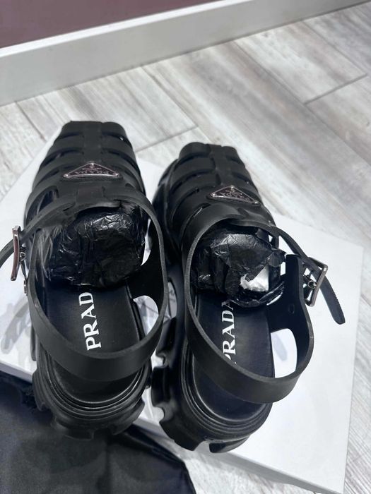 Дамски сандали Prada - 37 номер