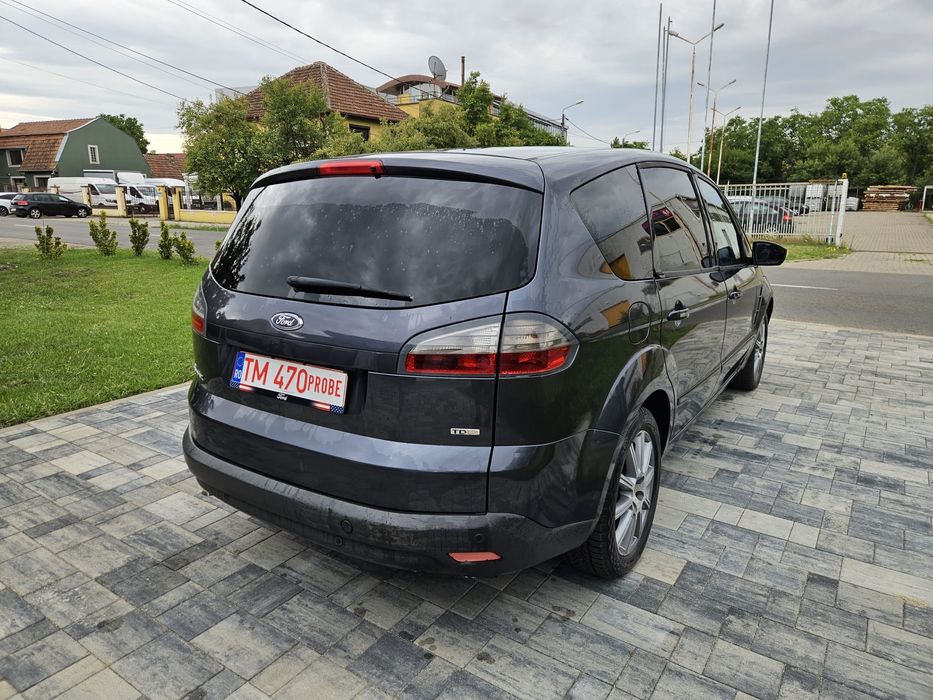 Ford S max an 2009 motor 2.0 tdci 5 locuri , cutie manuala
