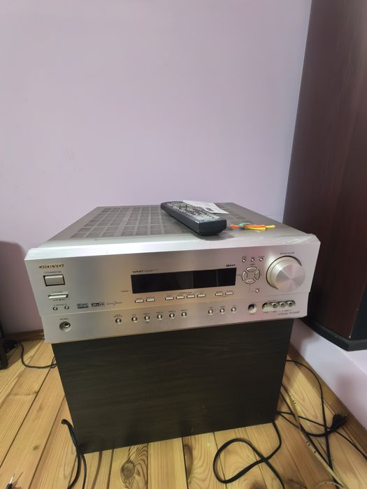 Тонколони Jamo 7.7