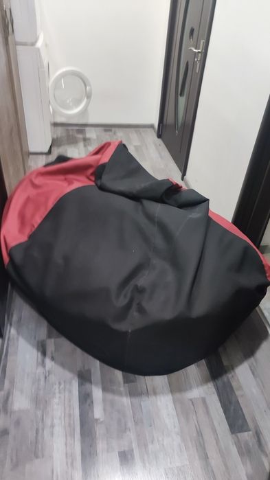 Мека мебел  огромен пуф