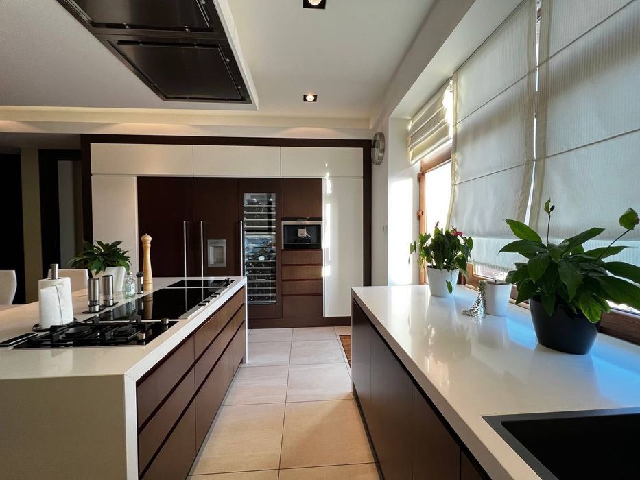 Ойбек Аренда Имперял 5 комнт а уютная квартира в новостройке