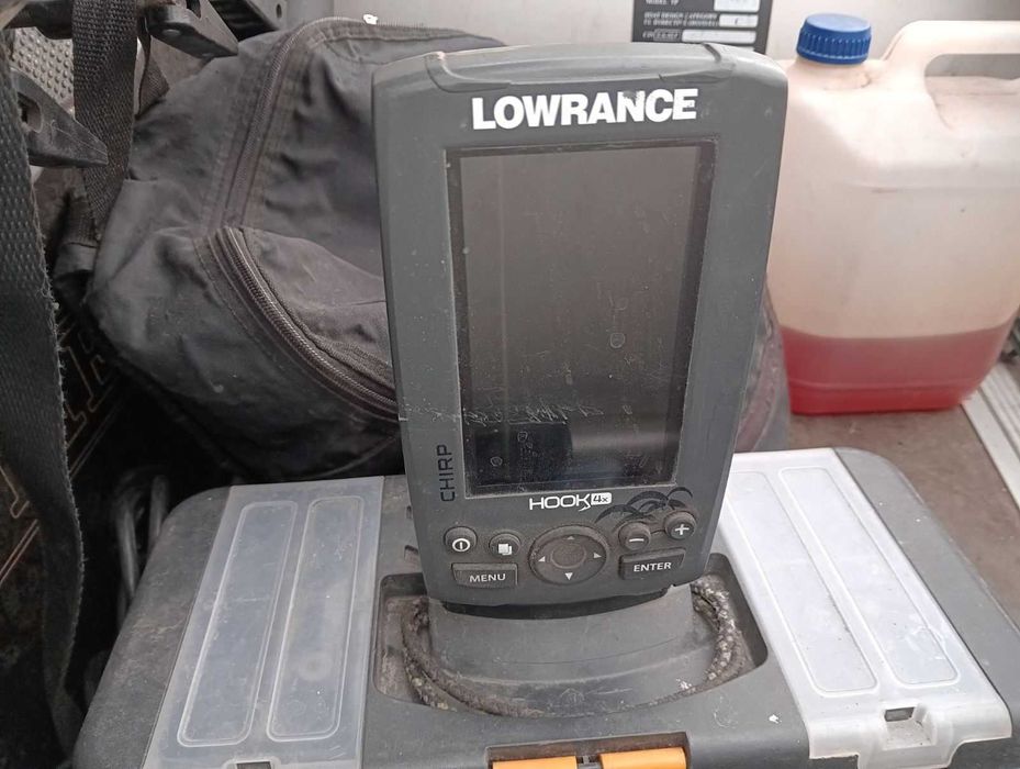 Гумена лодка с двигател