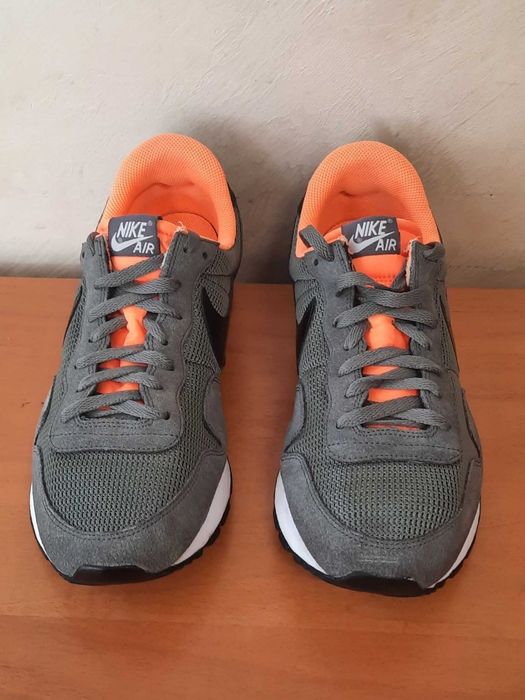 Nike Air Pegasus 83