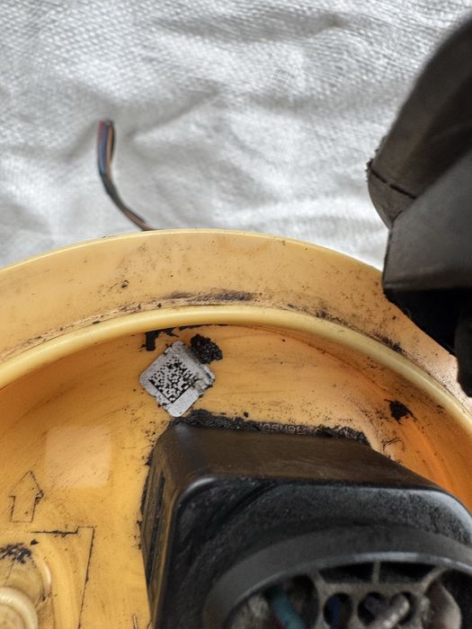 Pompa motorina rezervor vw passat b7