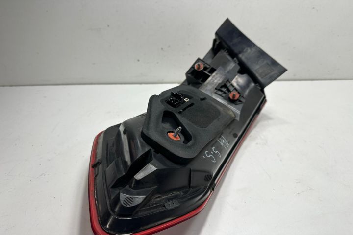 Stop stanga Mercedes-Benz E-Class W212